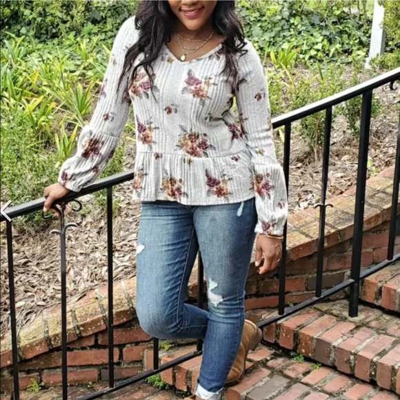 Plus Sz 3X Gray Floral Ribbed Peplum Top - Picture 6 of 11